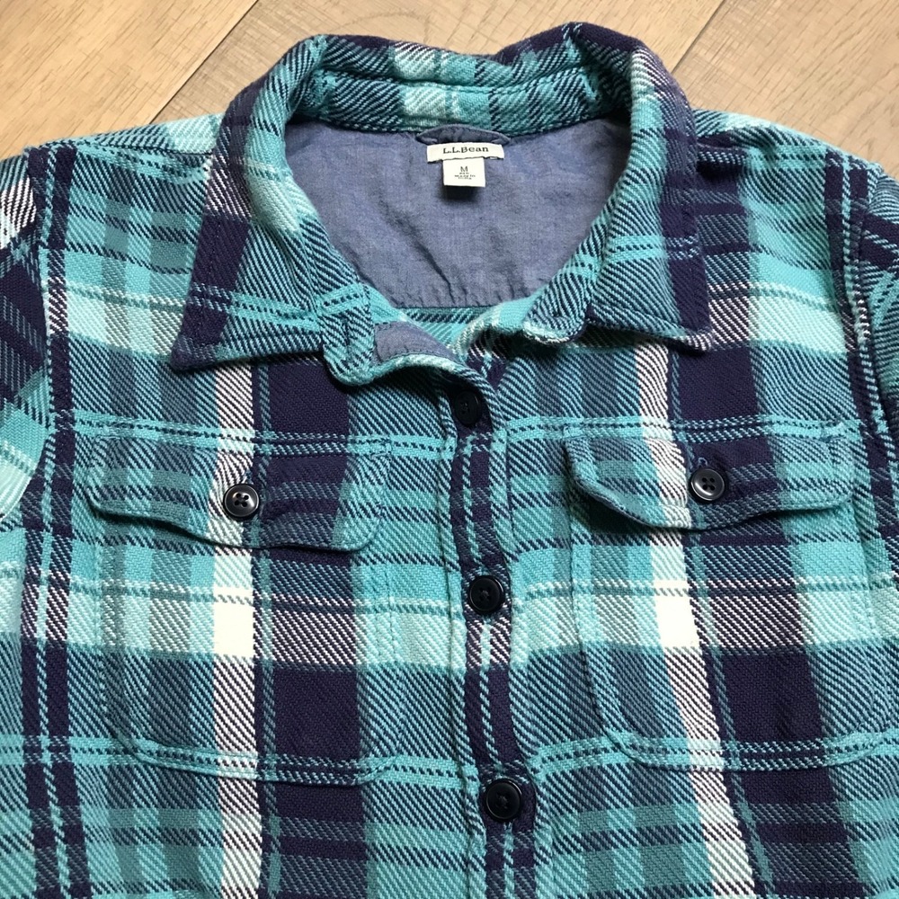 L.L.‎ Bean 1912 Overshirt Womens Size M Blue Button Up Shirt Plaid Twill Cabin - Picture 4 of 10